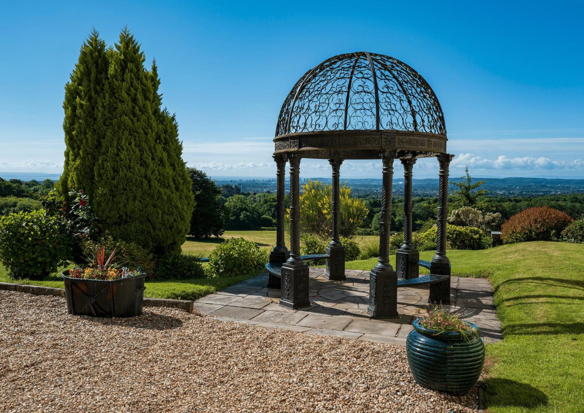 New House Country Hotel Cardiff Exteriér fotografie