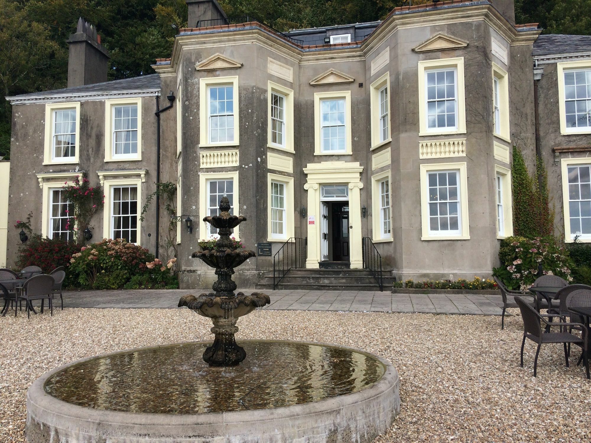 New House Country Hotel Cardiff Exteriér fotografie
